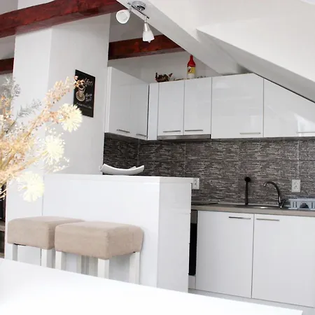 The Loft Apartment *